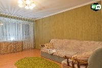 Трехкомнатная квартира по ул. Кулакова, 1. Цена 2000 руб. в сутки.