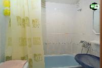 Трехкомнатная квартира по ул. Кулакова, 1. Цена 2000 руб. в сутки.